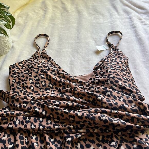 Aerie Leopard Wrap Full Coverage One Piece Swimsuit - Picture 3 of 6